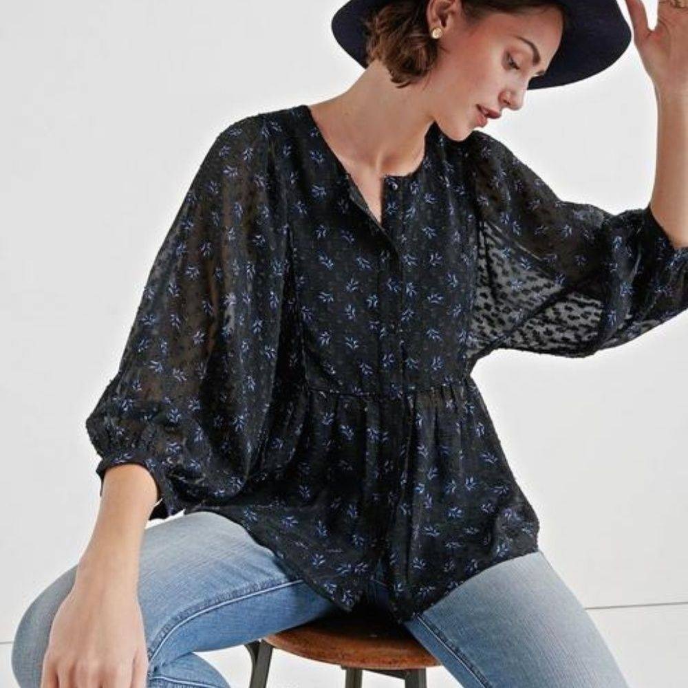 Lucky Brand clip dot printed top S